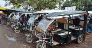 Toto drivers get licenses through transport department initiative