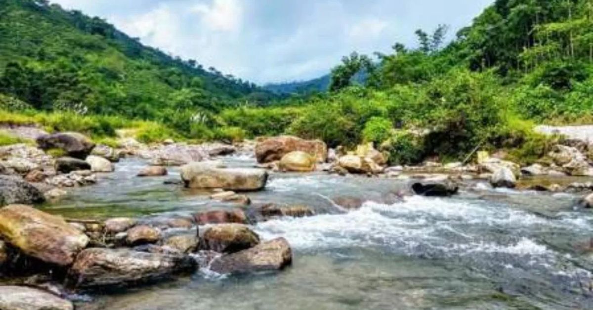 Travel for a peaceful trip in the light touch of winter choose these 3 places