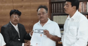 Samik Bhattacharya Meets Mohammedan Supporters Amid Club Crisis