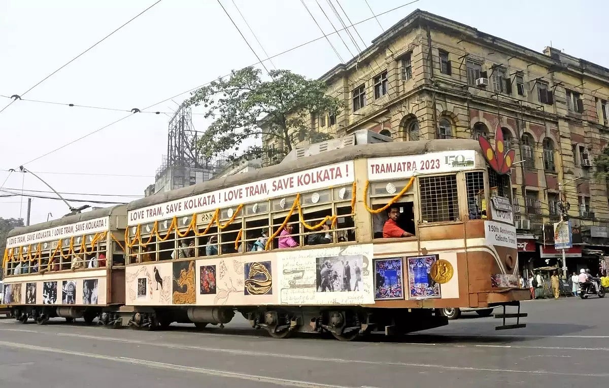 Kolkata Metro work in controversy because of tram