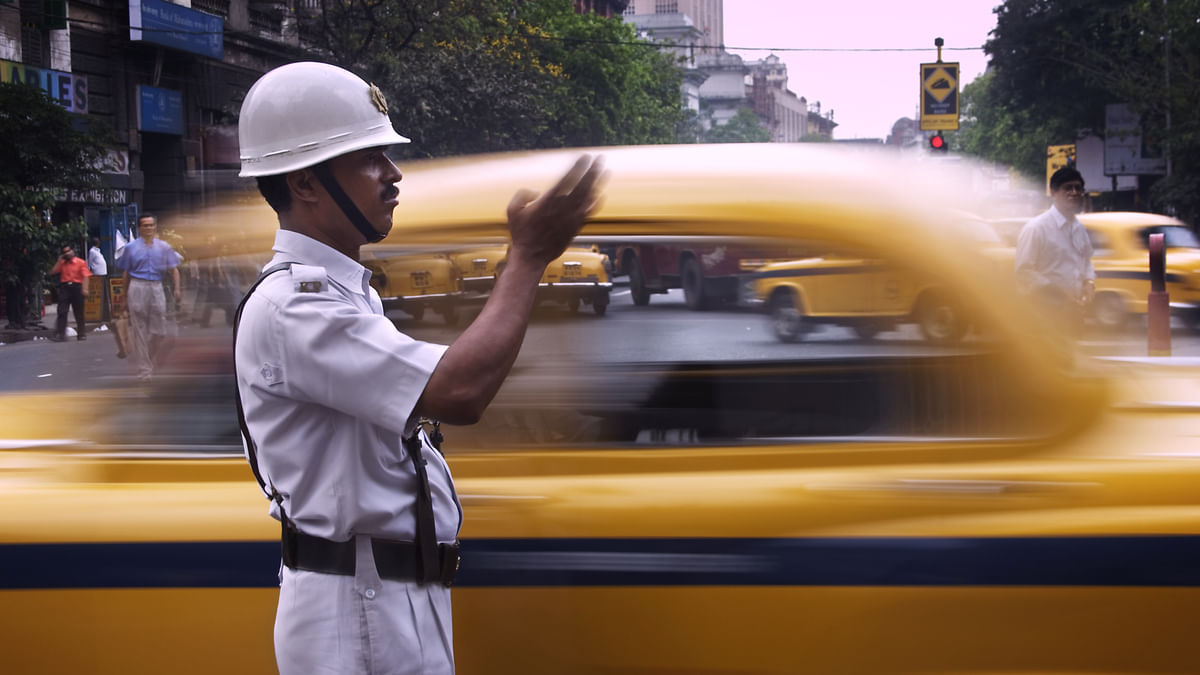 Many bike got fine during durga puja bt traffic police