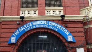 Kolkata Municipal Corporation brings new smart sweepers