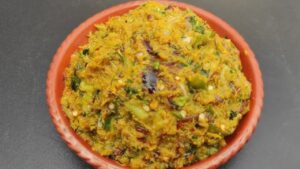 Recipe cauliflower stew will be a hit with hot rice