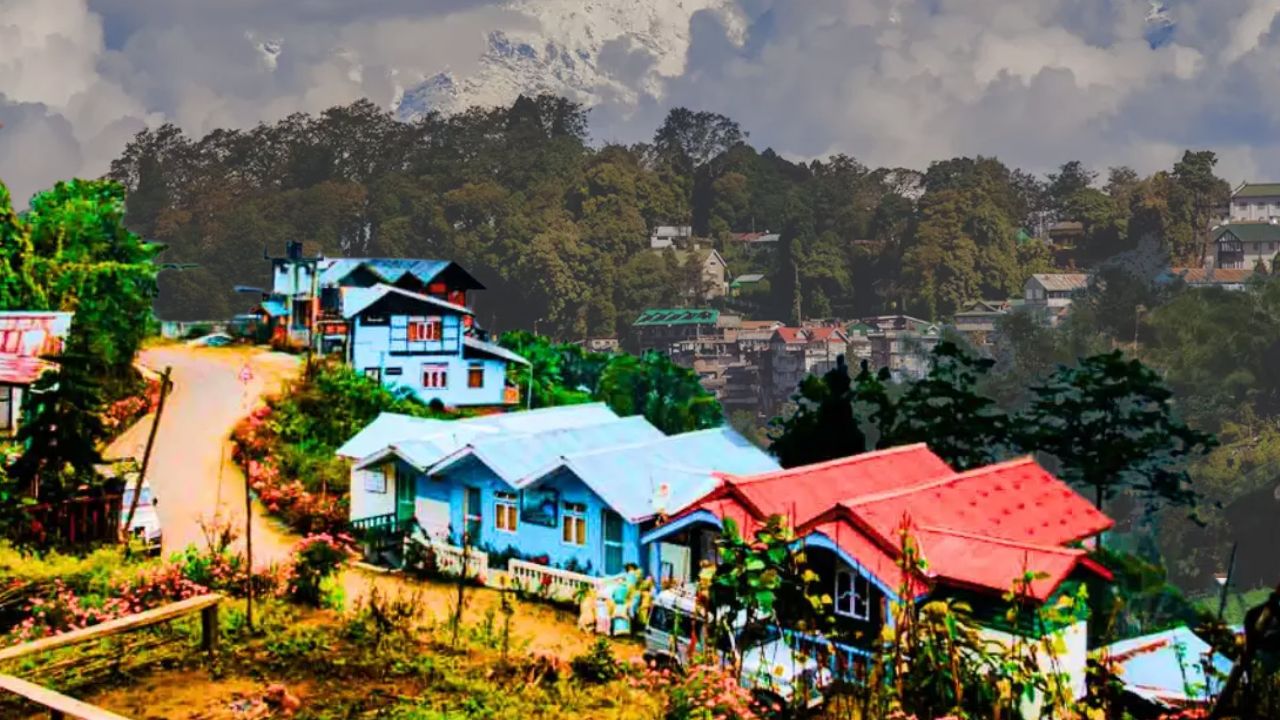 Kalimpong viewpoint a magnificent view of the Teesta River and Kanchenjunga together