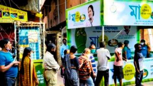 KMC social service does not stop even though egg prices increase30,000 plates of food