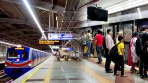 Kolkata Metro new rules on green line waiting times will increase for commuters during busy periods