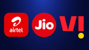 Whose plan is the cheapest among Jio-Airtel-Vi?
