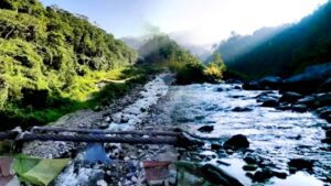 Travel forget the hustle and bustle and explore the Reli River Valley