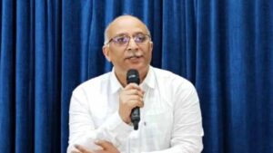 Manoj Pant warns no delay in govt projects