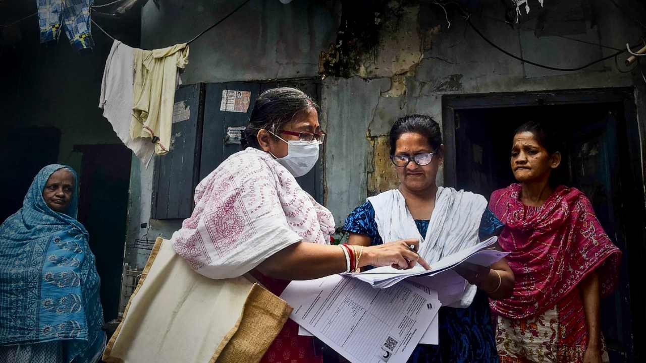 FIR Against BLO in Uttar Pradesh During SIR Drive