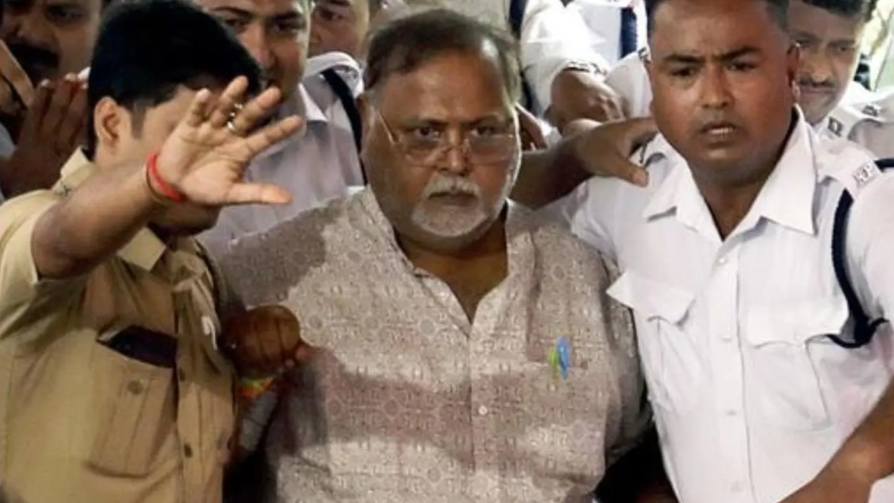 Partha Chatterjee may walk free on Monday as SSC case takes major turn