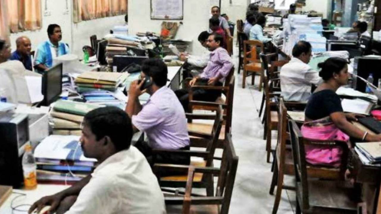 এই রাজ্য সরকারি কর্মীদের জন্য সুখবর! হঠাৎ DA বাড়াল সরকার, কত শতাংশ?