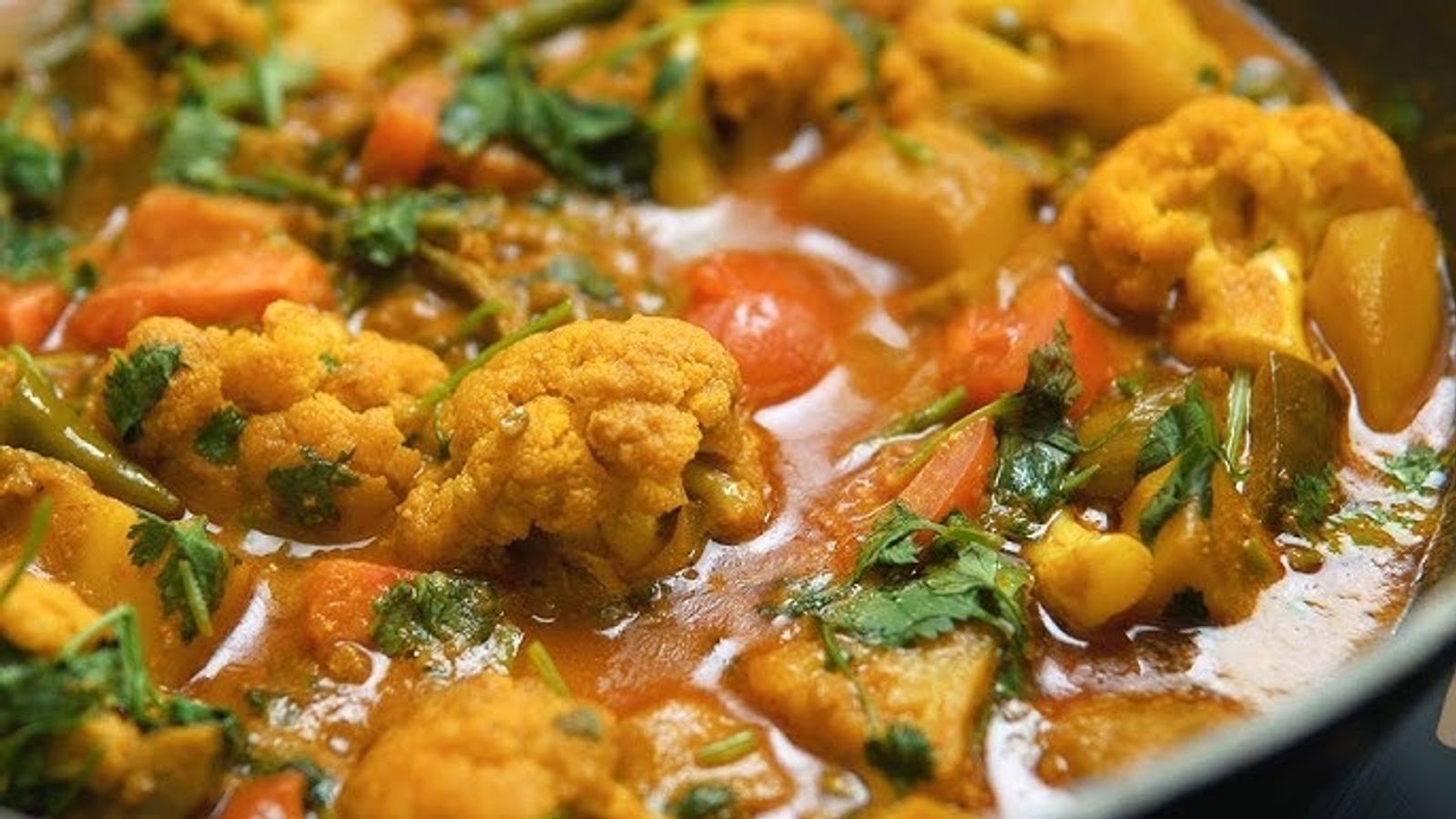 Easy winter recipe of cauliflower 