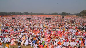 Mamata Banerjee skips Gita Path cites BJP link