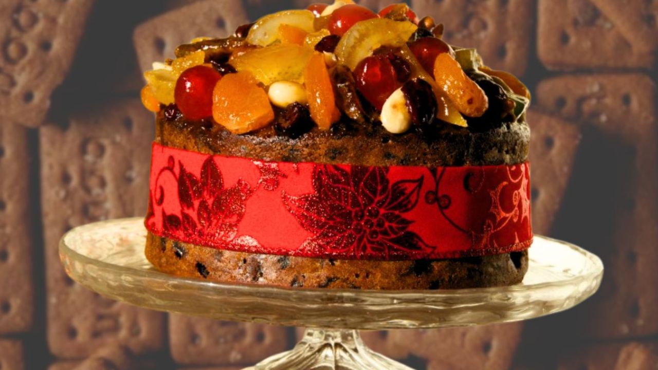 Recipe make a fruit cake with biscuits at home this christmas