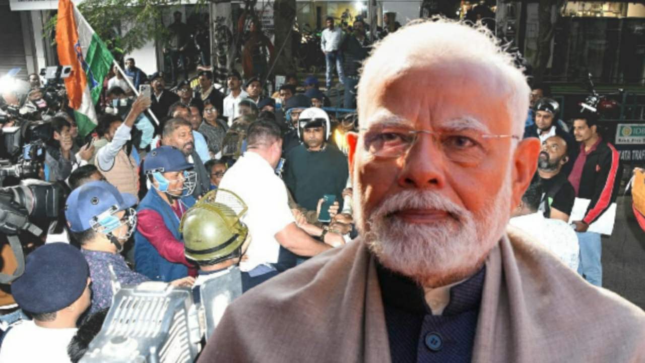 AIMSA gave letter to PM for safety of indian students trapped im Bangladesh 