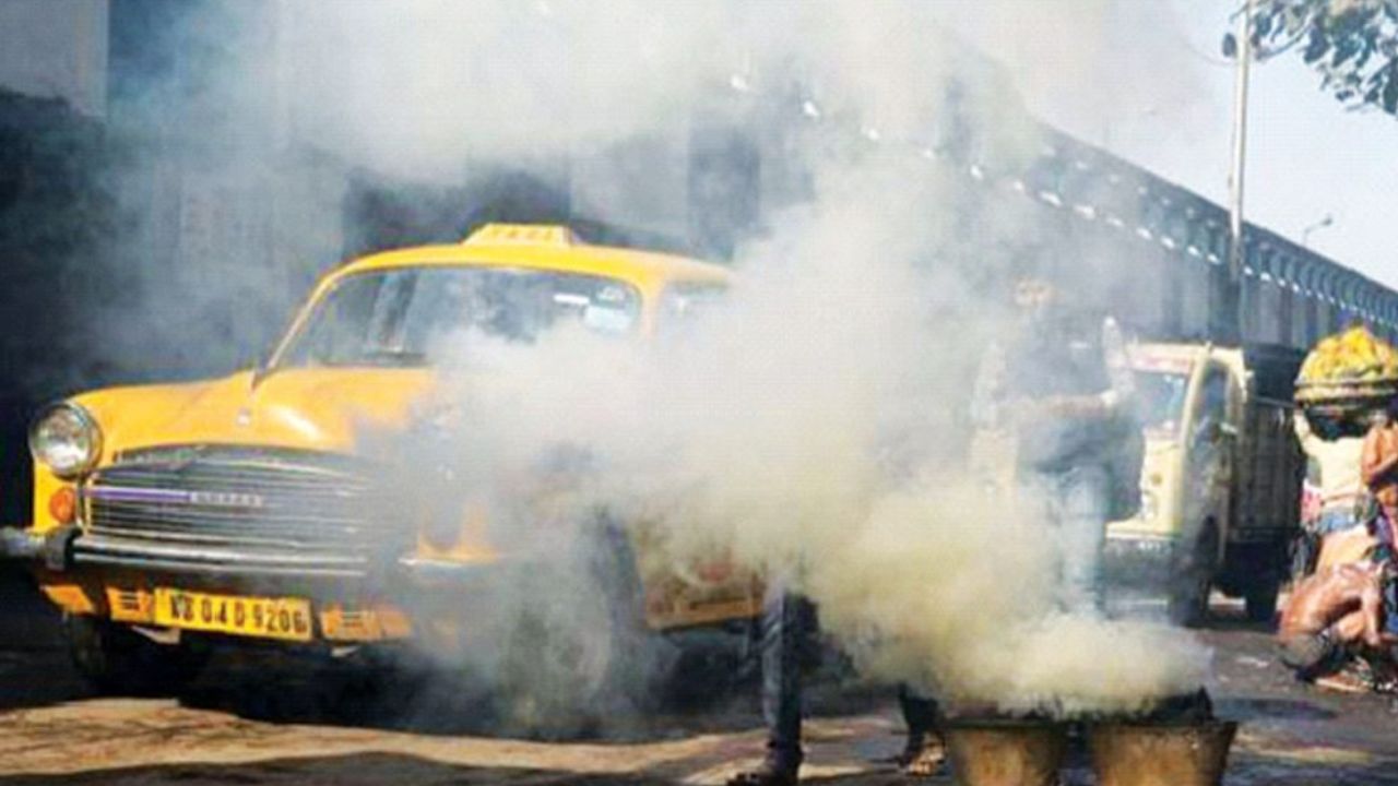 Kolkata beats Delhi's pollution AQI crosses 300 mark