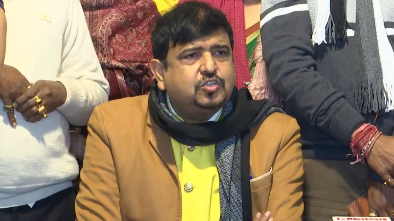 Sujit Bose claimed Lionel Messi liked his statue