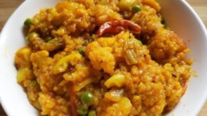 Recipe make different flavors of muri ghanta with cauliflower