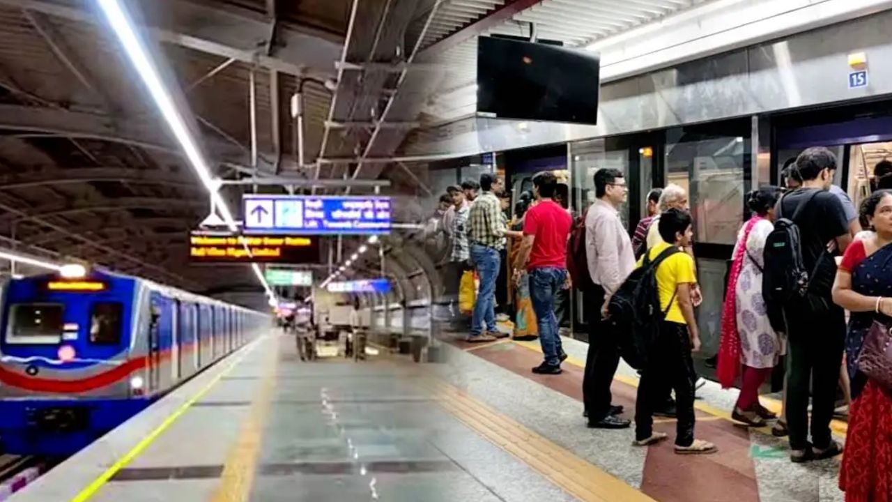 Kolkata Metro major changes have been made to the green Line timings on the Howrah-Kolkata route