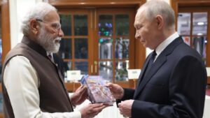 Modi gave 6 gifts to friend Putin during his visit to India.