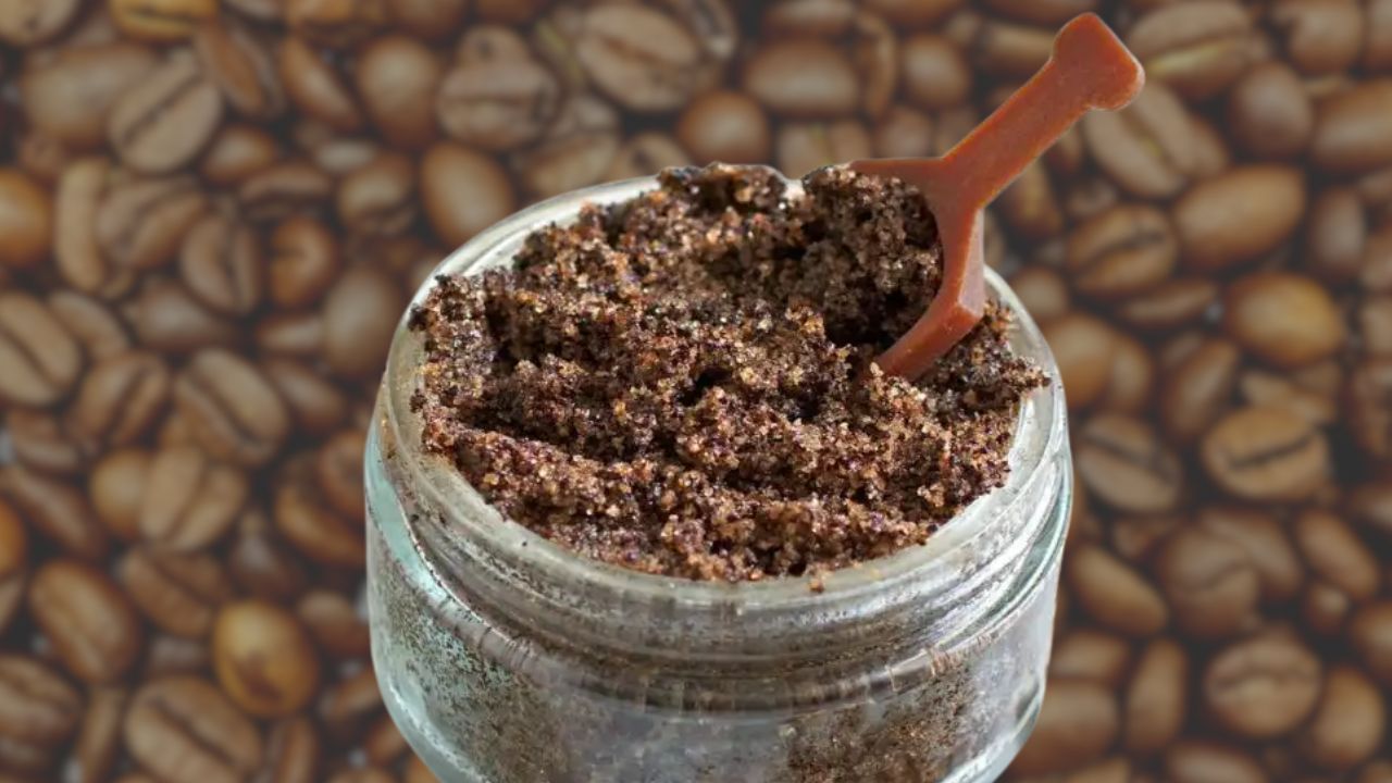 Skin Care use half a spoon of coffee to brighten your skin know this home remedy