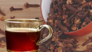 Health drink clove tea daily to prevent cold-related illnesses