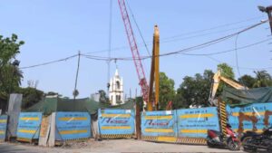 Kolkata Metro Chingrighata Work Stuck Over Pending NOC