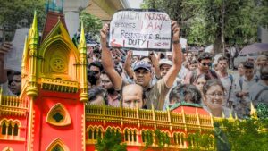 SSC Moves Supreme Court Seeking Extension as HC Orders Interviews