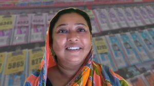 Lottery the wife of a bricklayer becomes a millionaire after winning a 35 taka lottery