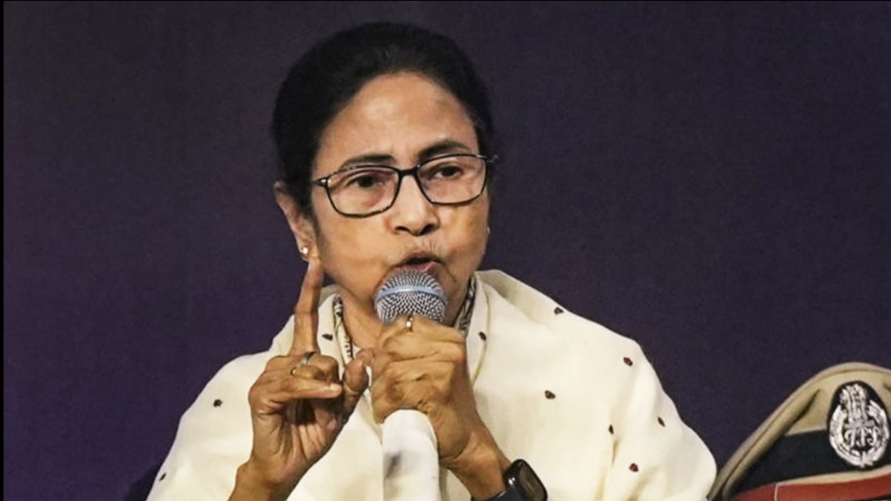 Mamata Banerjee Lodges Complaint Against ED