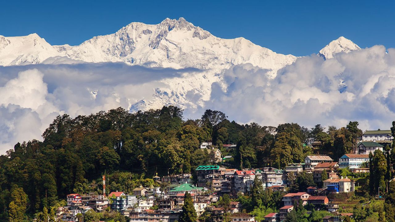 Travel this place in bengal is a top destination for 2025