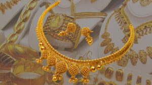 Gold Price have increased ahead of the wedding season know todays rate