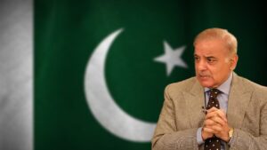 An arrest warrant has been issued against Prime Minister Sharif in Pakistan.