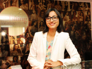 Richa Kar's Success Story will amaze you. 