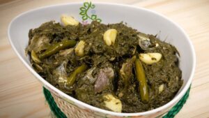 Recipe prepare taro leaves with puti fish using just a few ingredients