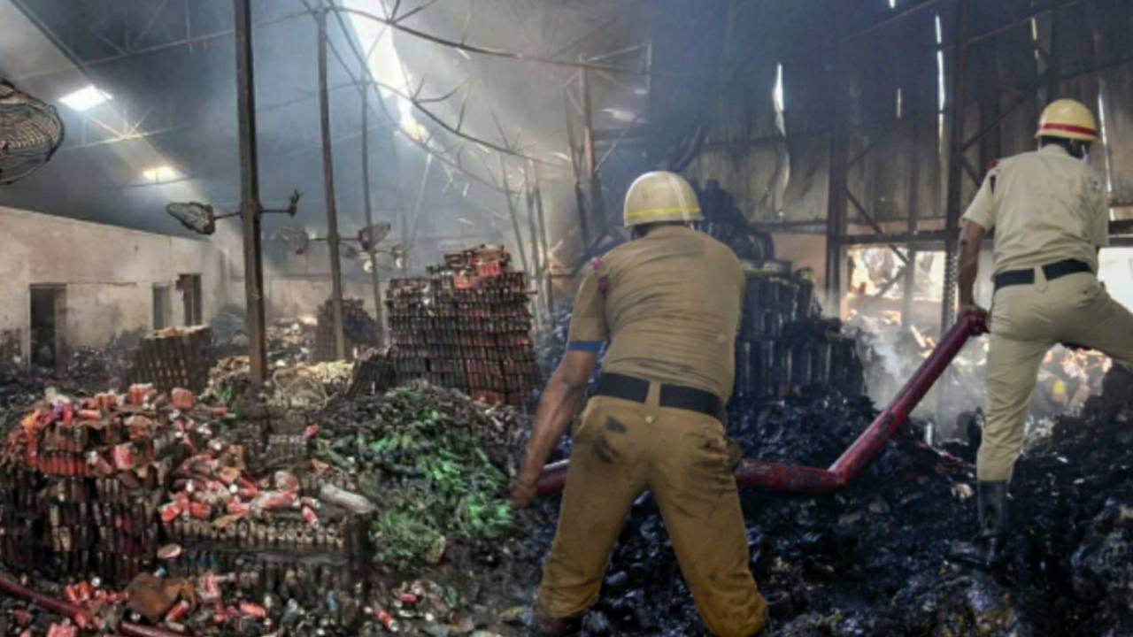 Employees want to open anandapur fire godown
