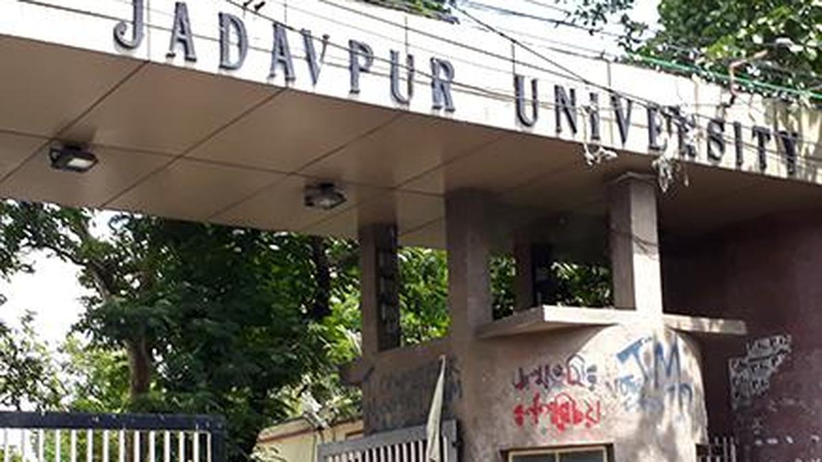 Jadavapur University explicit video going viral 