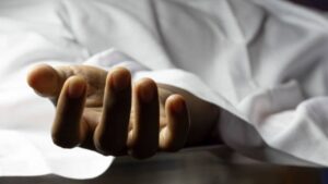 Asansol in due to drug money mother was shot and set ablaze 