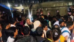 Ballygunge man injured by live overhead wire falling from overbridge