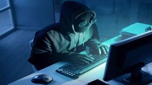 Manoj verma's son is now a victim of cyber fraud