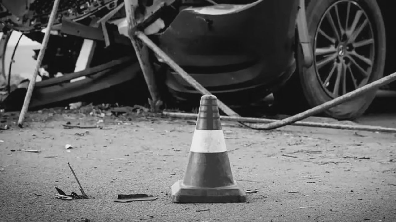 Medinipur father and son death in accident on high school graduation day