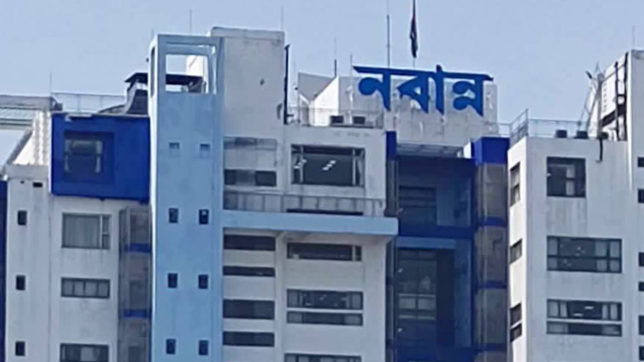 সরকারি কর্মীদের পোয়াবারো, এপ্রিলে বাড়তি দুদিন ছুটির ঘোষণা রাজ্যের