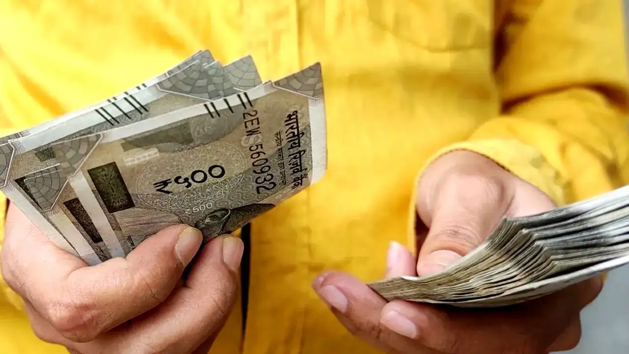 Government Employees(44)