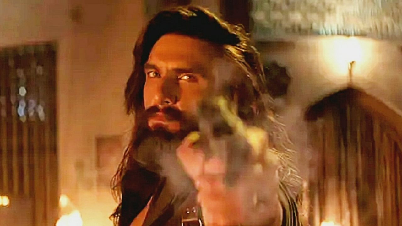 সিনেমাহলে এখনও দেখে ওঠা হয়নি? OTT-তে কবে মুক্তি পাচ্ছে ‘ধুরন্ধর ২’?