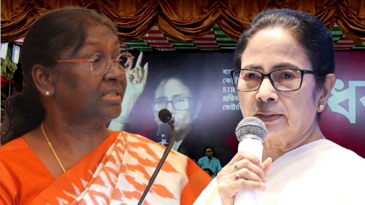 “রাষ্ট্রপতি শাসন লাগু করার পরিকল্পনা চলছে নাকি?” ধরনা মঞ্চ থেকে বিস্ফোরক প্রশ্ন মমতার