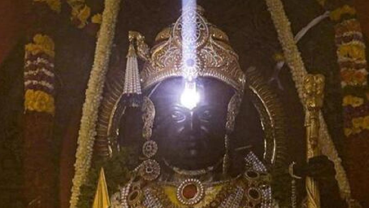 রামনবমীতে অযোধ্যায় ভক্তির জোয়ার, সূর্য তিলকে উজ্জ্বল রামলালার কপাল