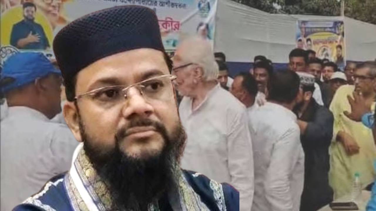 ‘১০ দিন প্রার্থী হয়েই..,’ কাশেম সিদ্দিকীকে পাশে বসিয়ে তুলোধোনা রফিকুরের! তৃণমূলের ‘লজ্জার’ গোষ্ঠীদ্বন্দ্বে রক্তাক্ত আমডাঙা