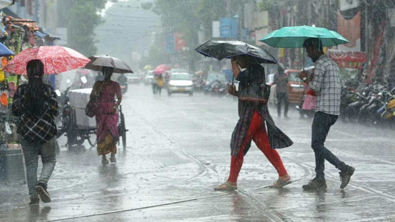 সপ্তাহান্তে বৃষ্টির ইঙ্গিত! নতুন সপ্তাহে ভিজবে কোন কোন জেলা? জানুন আবহাওয়ার আপডেট