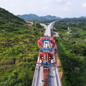 Is Pakistan about to make profit amidst the Iran war?